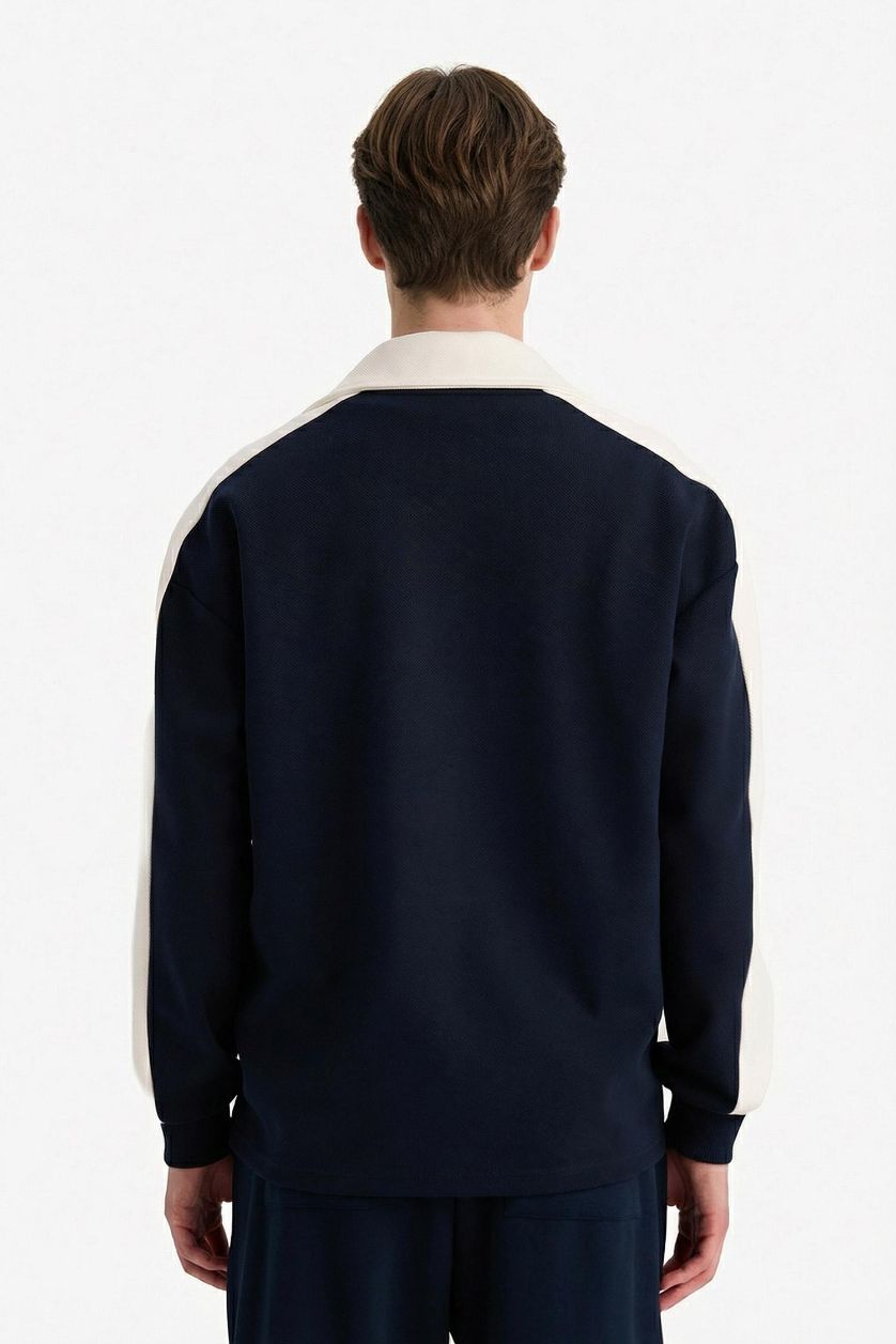 رجالي كحلي سويت شيرت اوفر سايز بطبعة شعار بياقة بولو نص سحاب