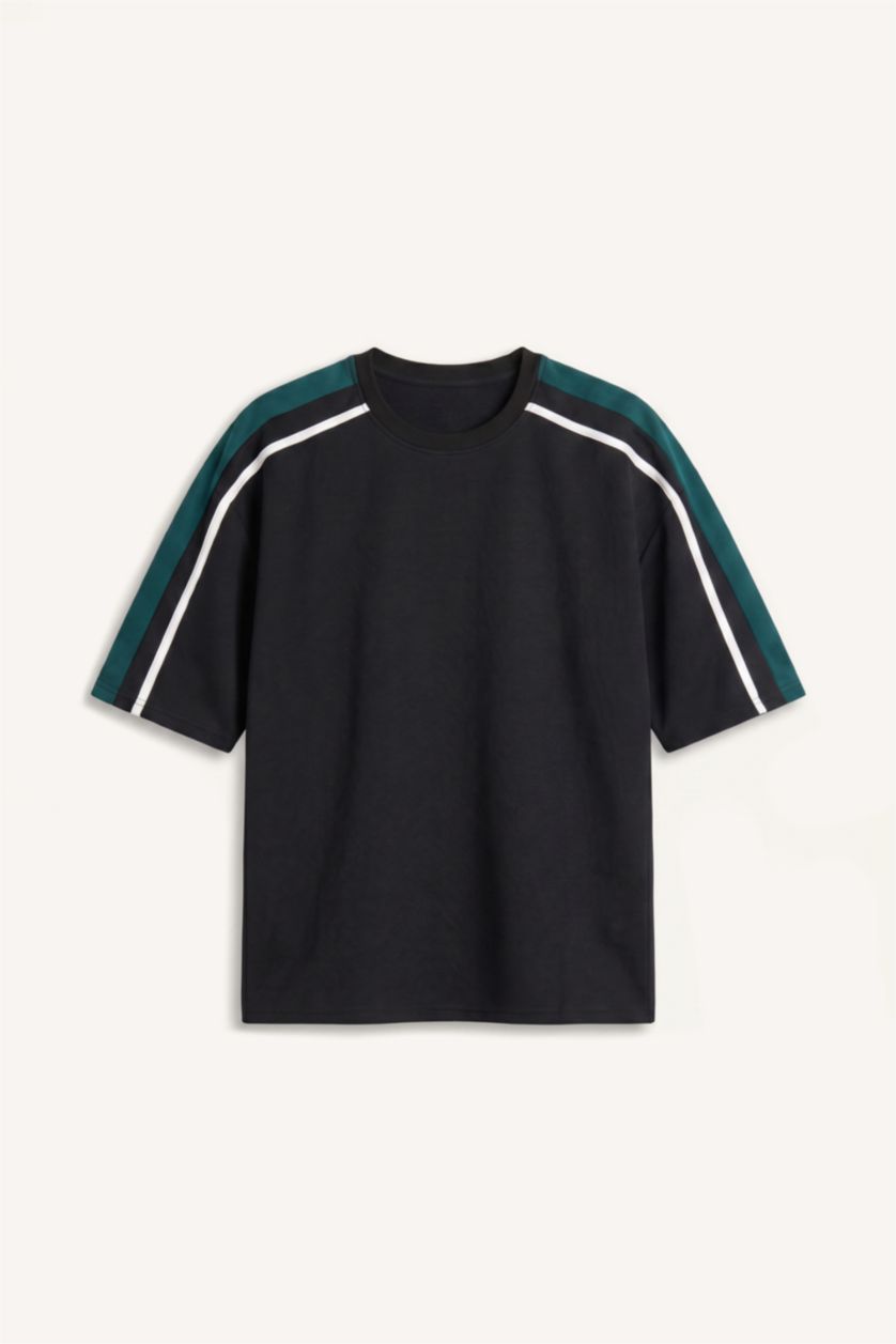 Men Black Loose Fit Short Sleeve T-Shirt