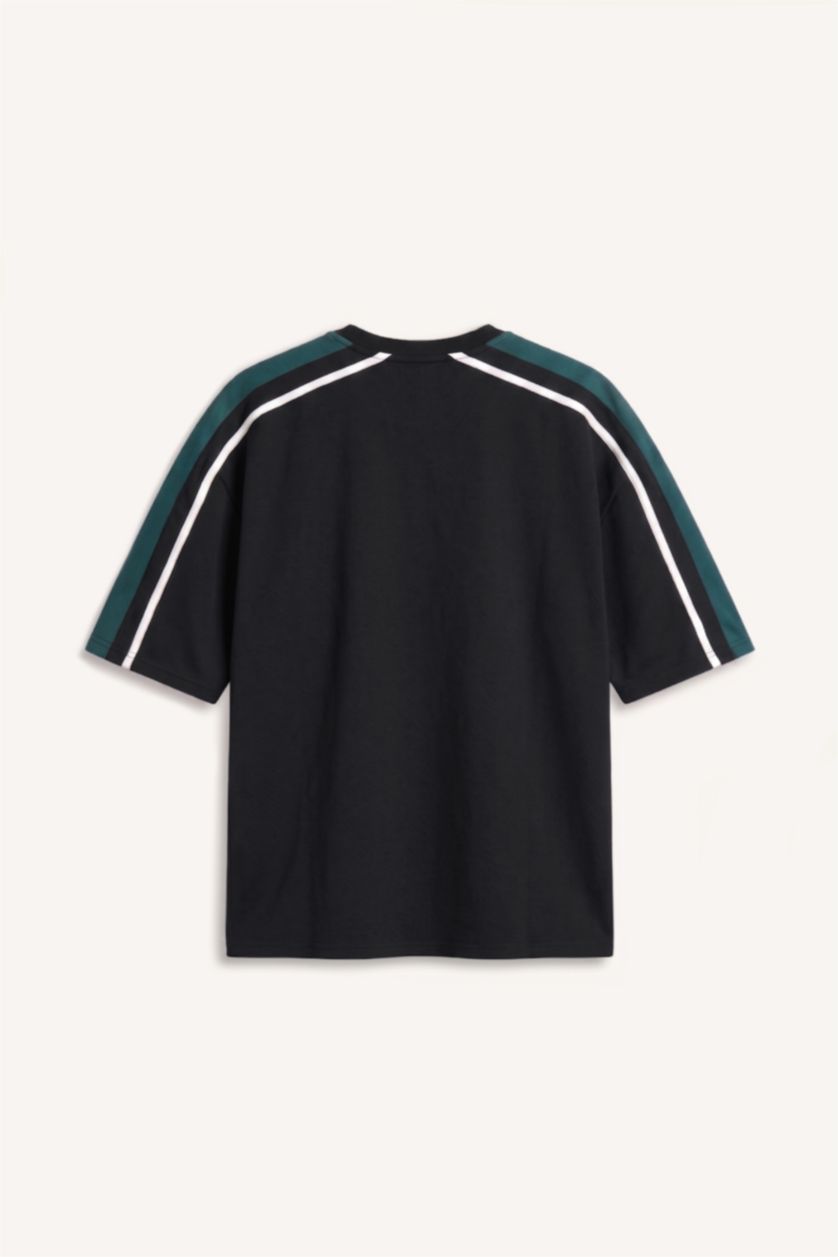 Men Black Loose Fit Short Sleeve T-Shirt