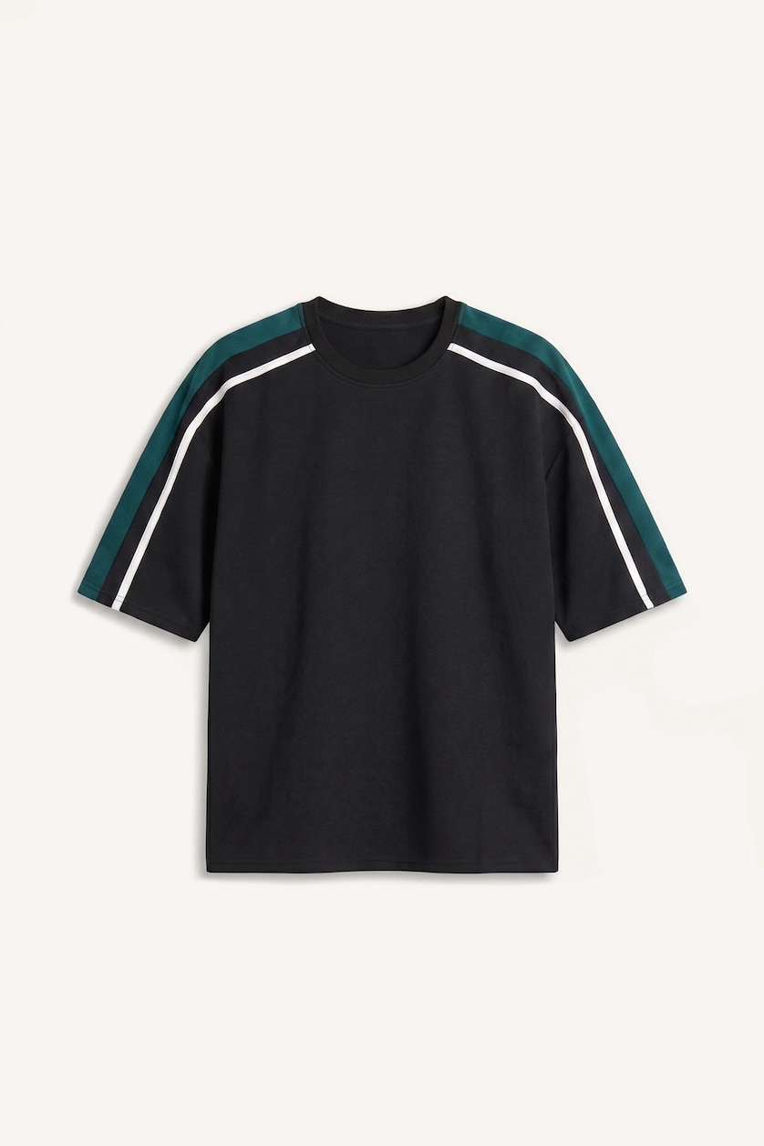 Men Black Loose Fit Short Sleeve T-Shirt