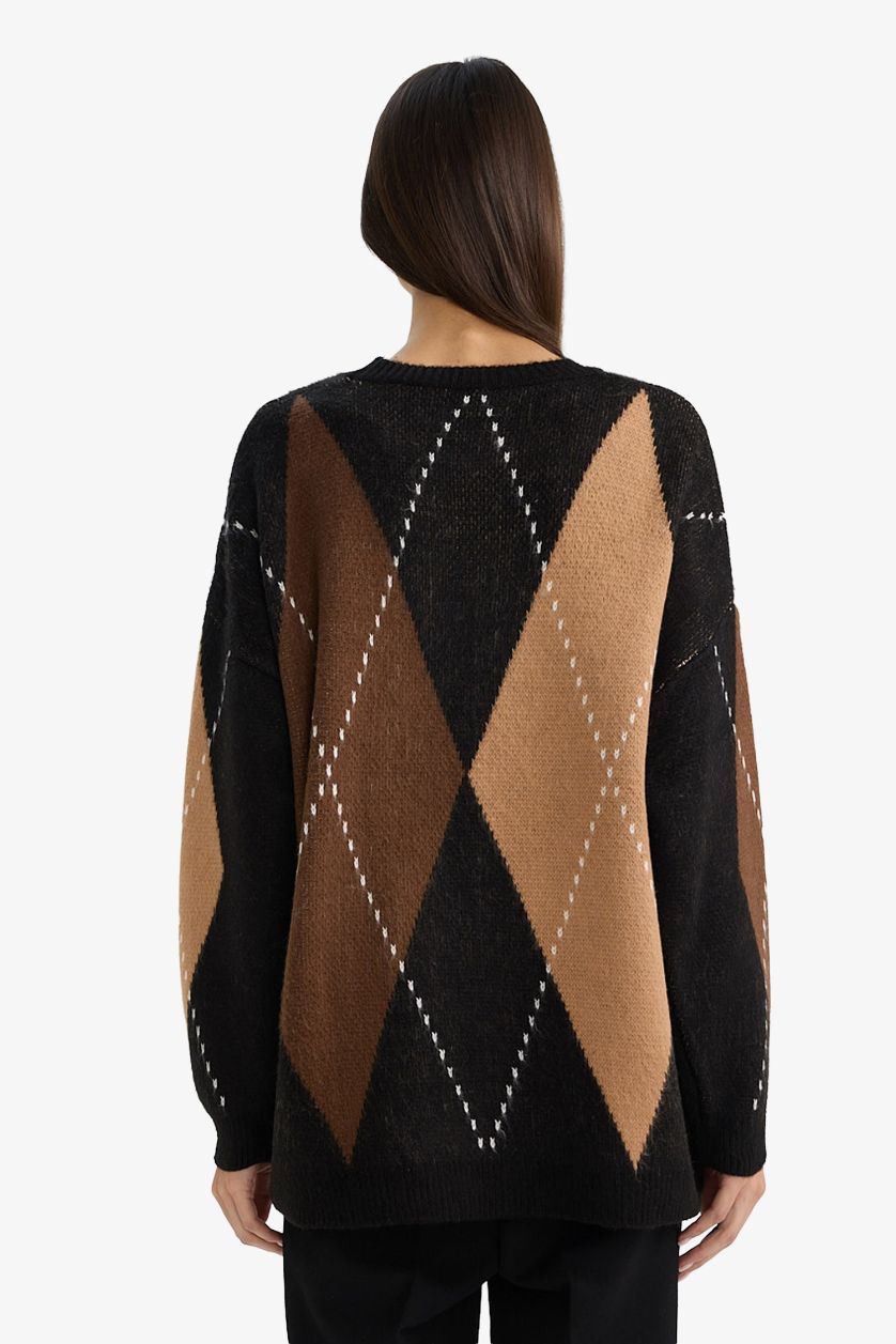 Woman Black Oversize Fit Crew Neck Knit Pullover