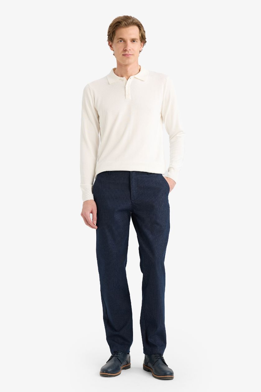 Man NAVY Regular Fit Trousers