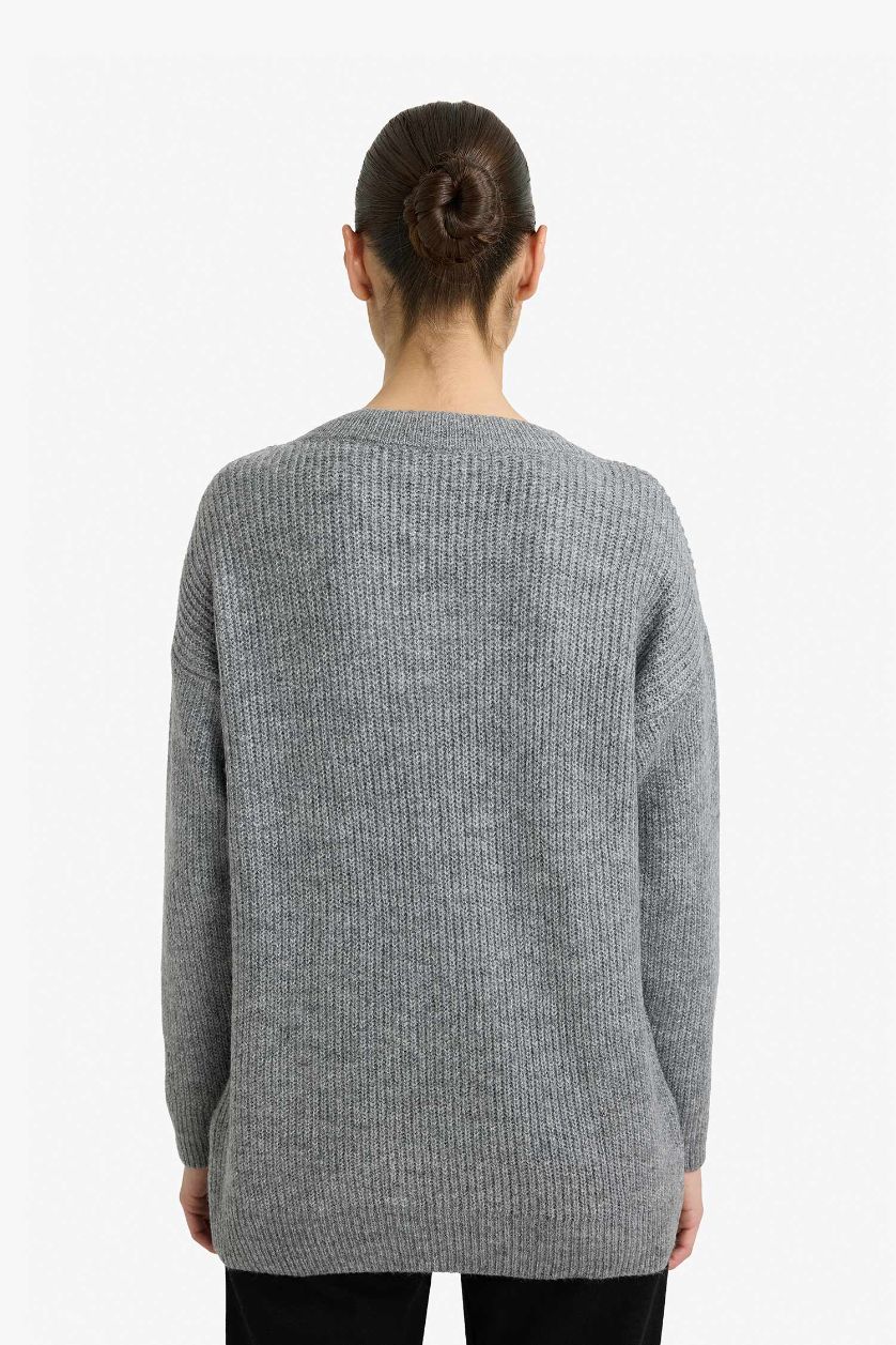 حريمي ميلانج رمادي بلوفر تريكو اوفر سايز بياقة V