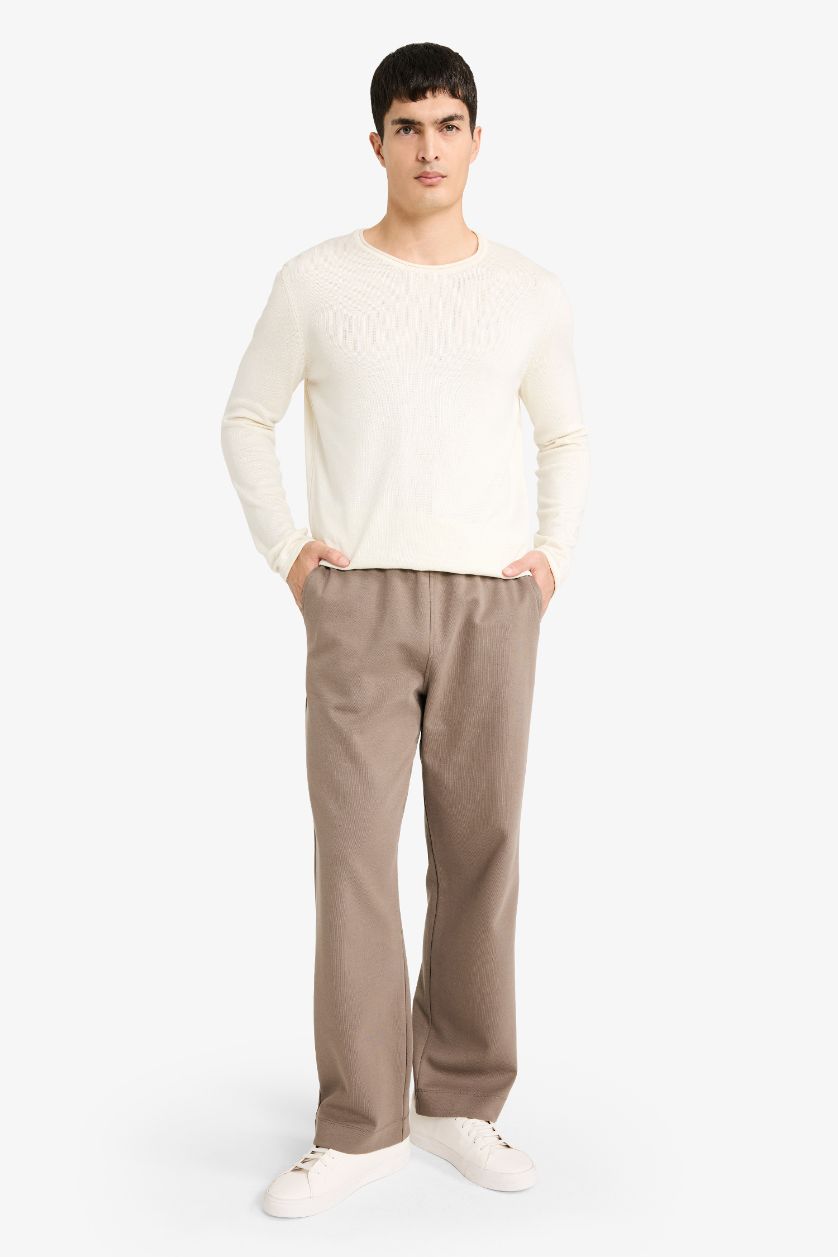 رجال بني فاتح بنطرون بجامة رياضي برجل عادي وخصر مطاطي