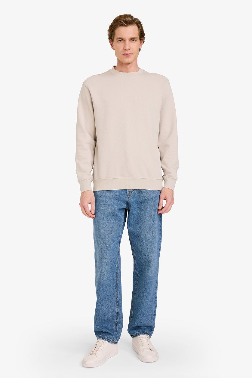 MAN Stone Basic Crew Neck Sweatshirt