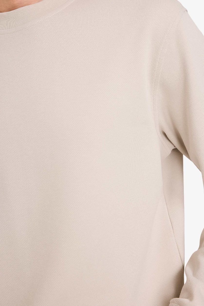 MAN Stone Basic Crew Neck Sweatshirt