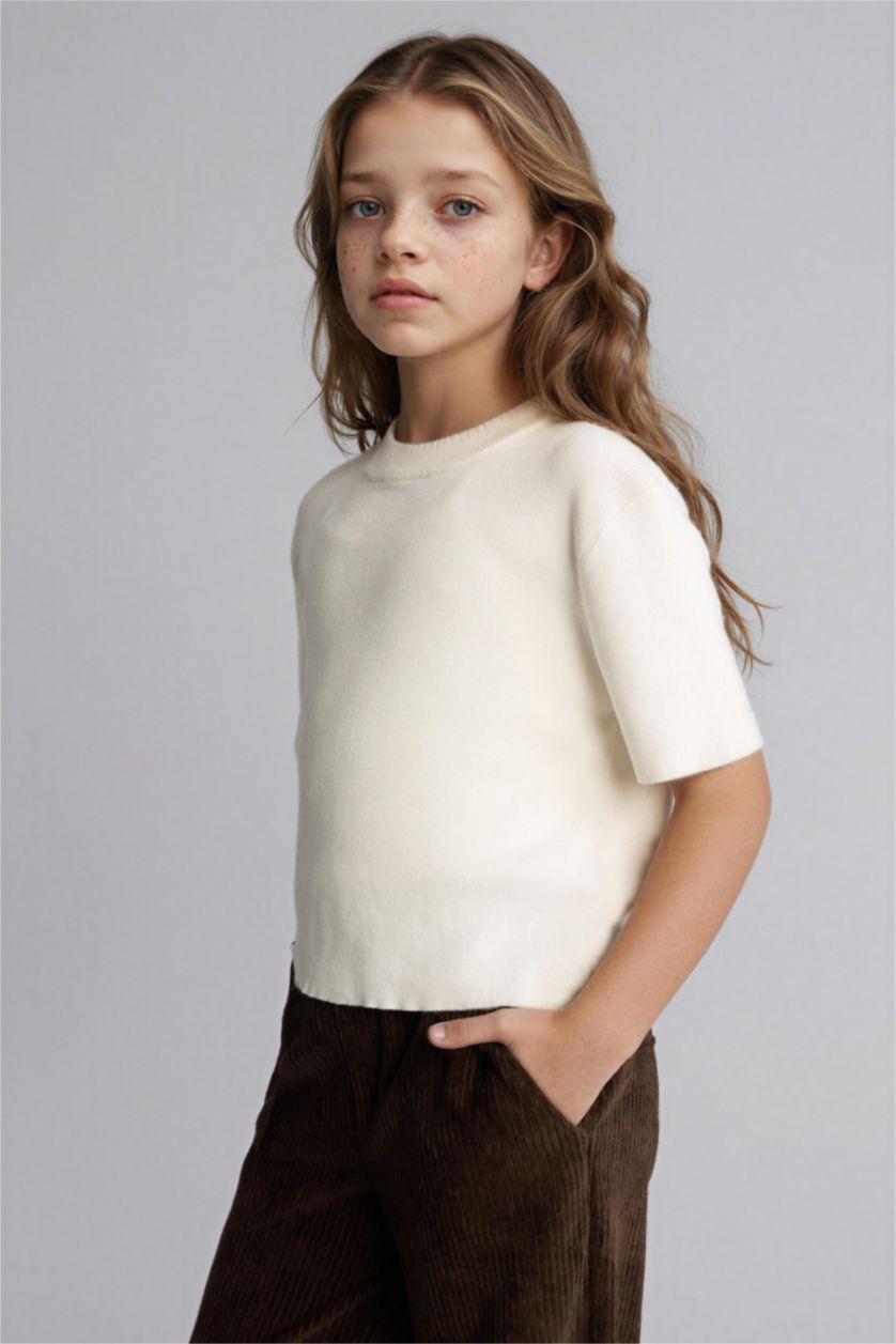 Kız Çocuk - Genç Kız Ekru Regular Fit Triko Kazak 
