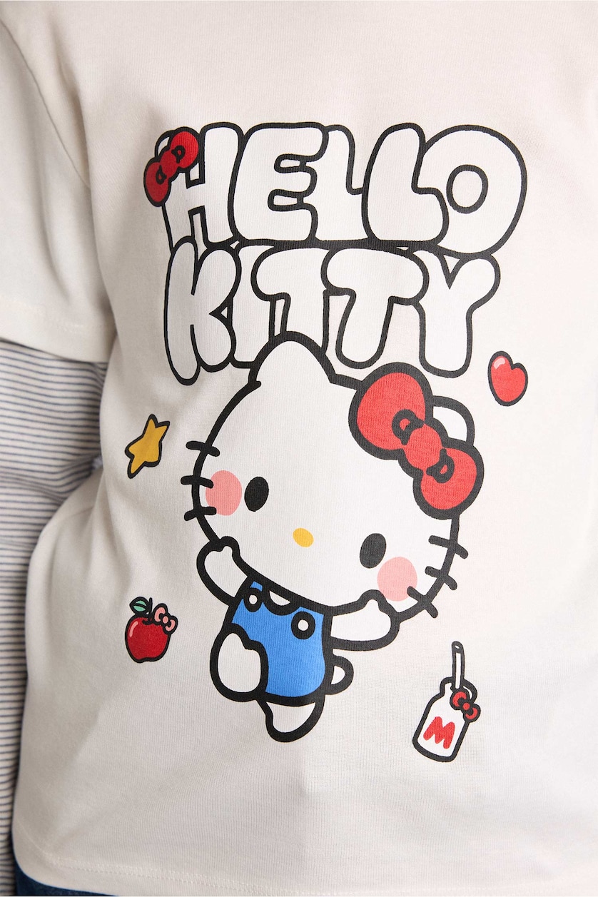 Young Girls - Teen Girls Ecru Girl Hello Kitty Crew Neck Long Sleeve T-Shirt