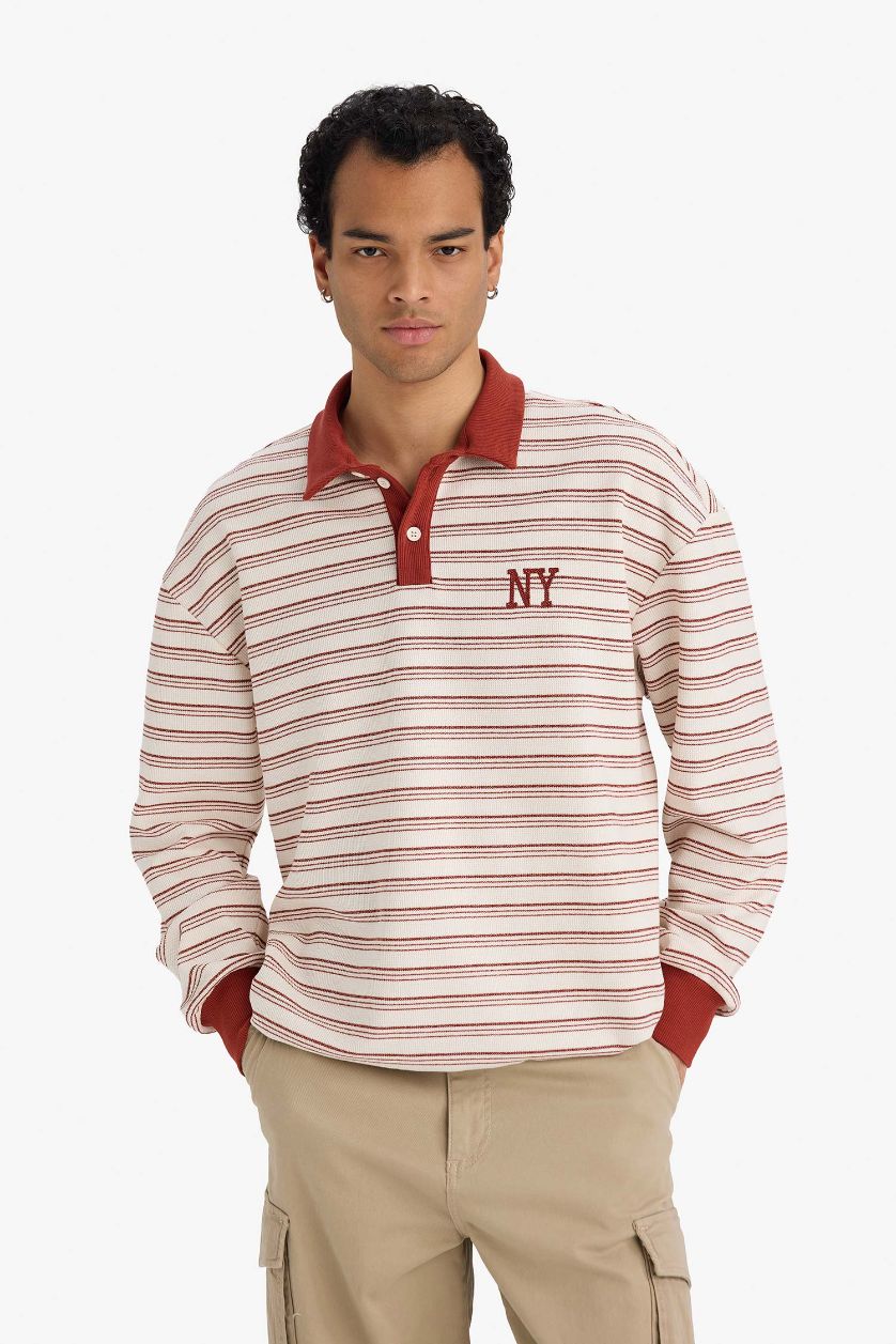 Erkek Ekru Boxy Fıt Polo Yaka Baskılı Çizgili Sweatshirt