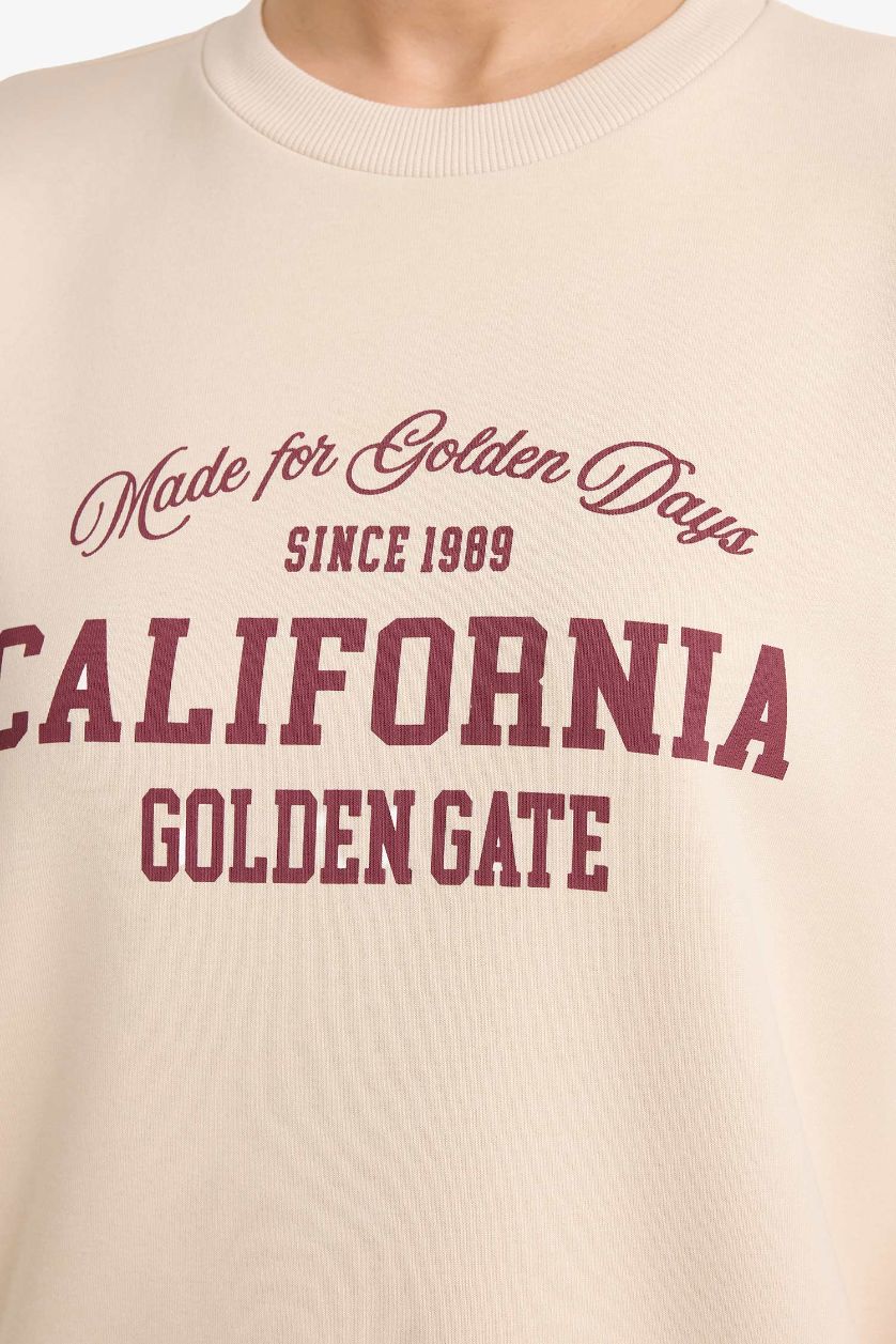 Woman Beige Oversize Fit Printed Long Sleeve Sweatshirt