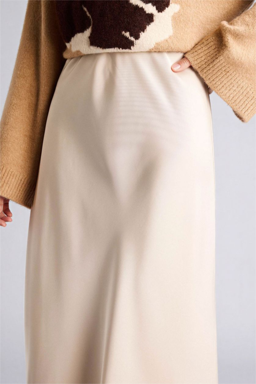 Женщины Бежевый Юбка со средней талией из сатина для женщин