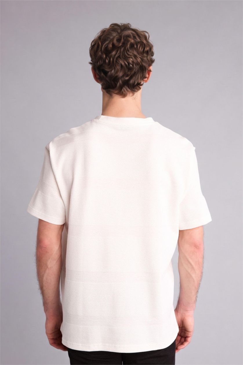 MAN White Regular Fit Short Sleeve T-Shirt