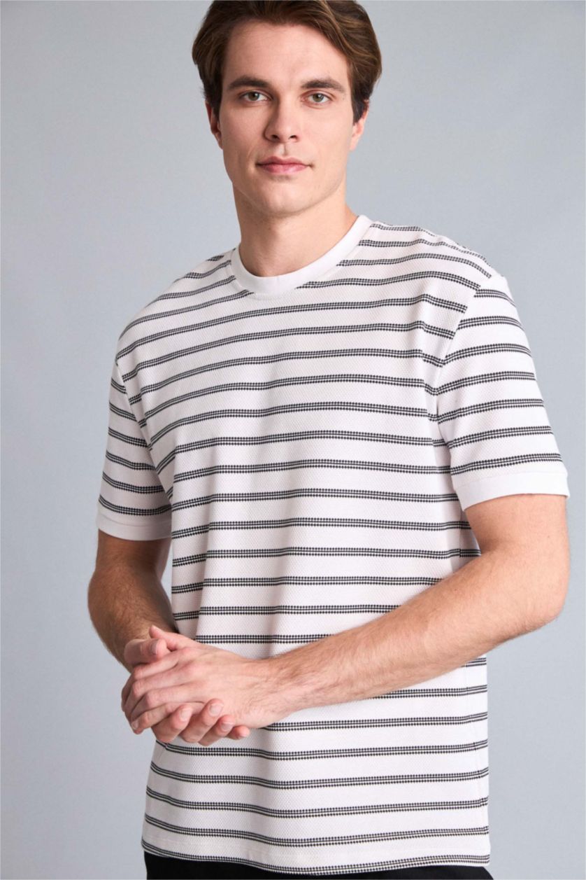 Men White Regular Fit Short Sleeve T-Shirt