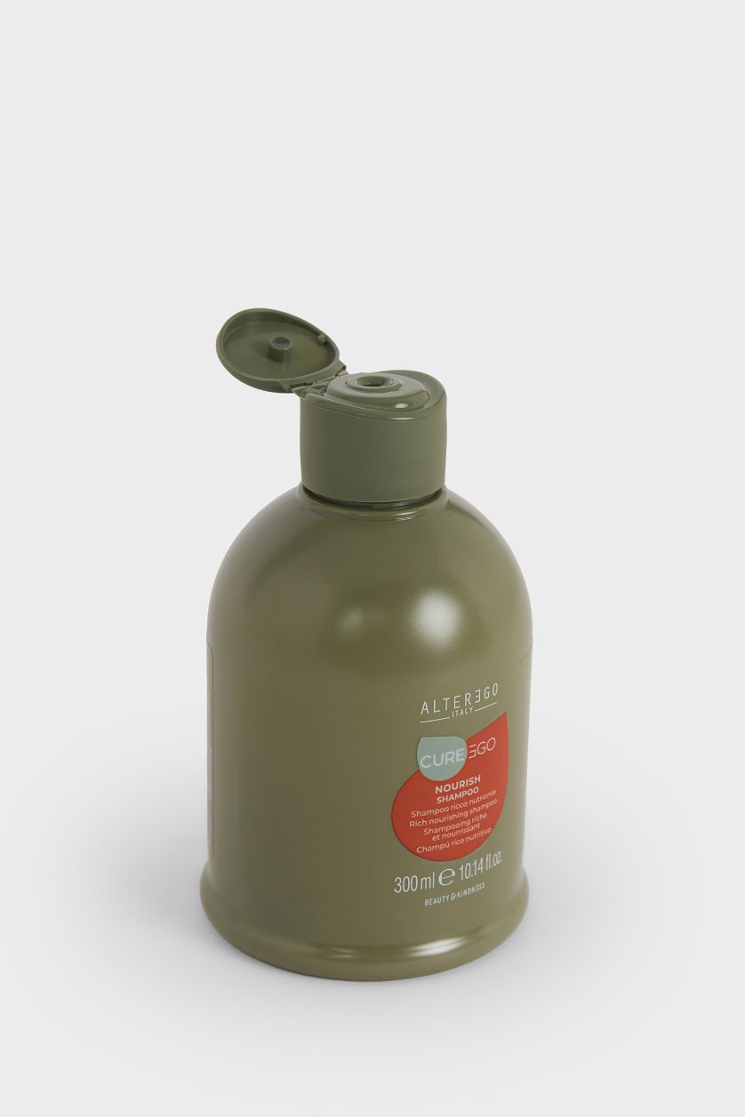 Kadın Yeşil Alterego Italy Curego Nourish Yıpranmış Saçlar İçin Besleyici Şampuan 300 ml
