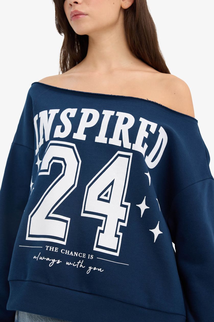 Woman NAVY Oversize Fit Long Sleeve Sweatshirt