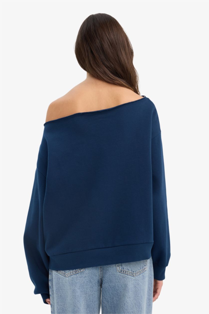 Woman NAVY Oversize Fit Long Sleeve Sweatshirt