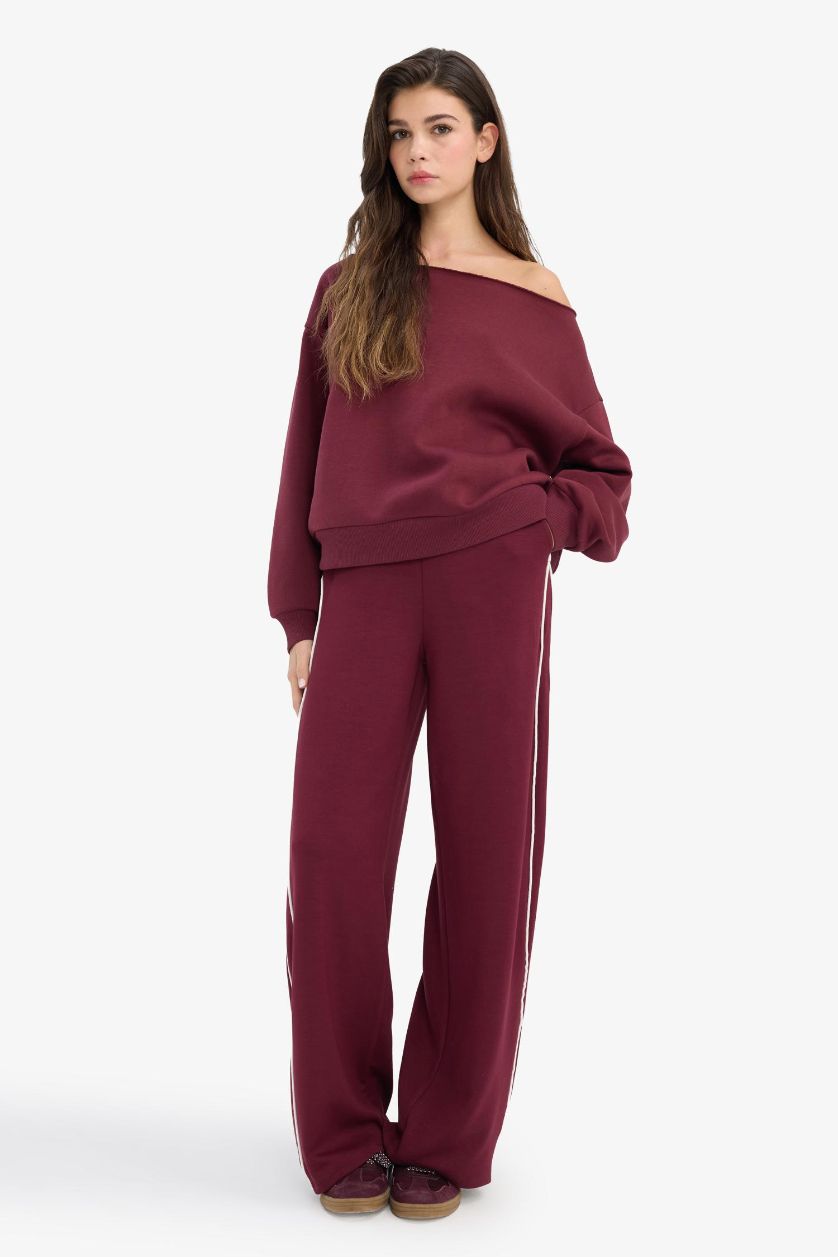 Woman Dark Bordeaux Oversize Fit Off Shoulder Thick Fabric Sweatshirt