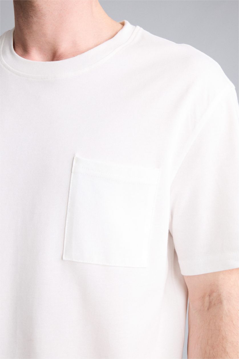 MAN White Regular Fit Short Sleeve T-Shirt