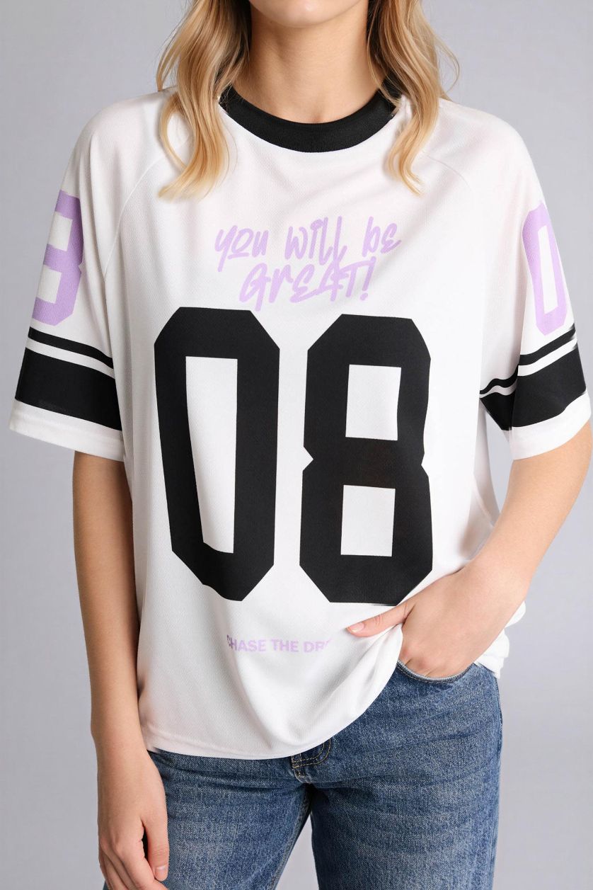 WOMAN White تيشيرت أوفر سايز مطبوع نص كم