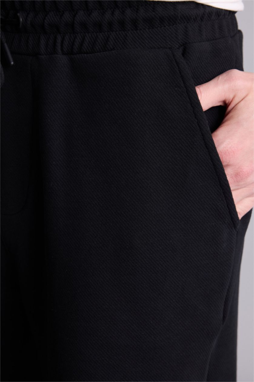 Erkek Siyah Regular Fıt Şort