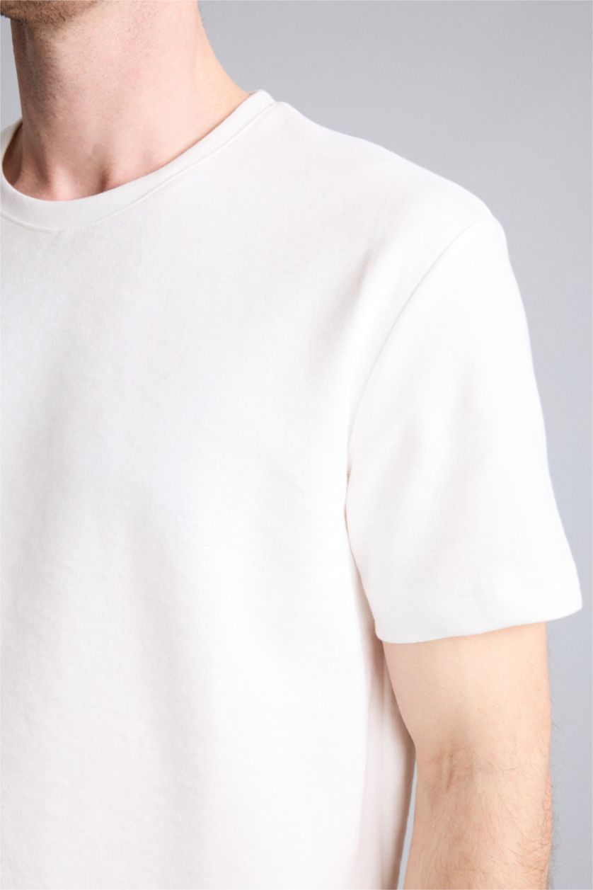 Man Ecru Regular Fit Short Sleeve T-Shirt