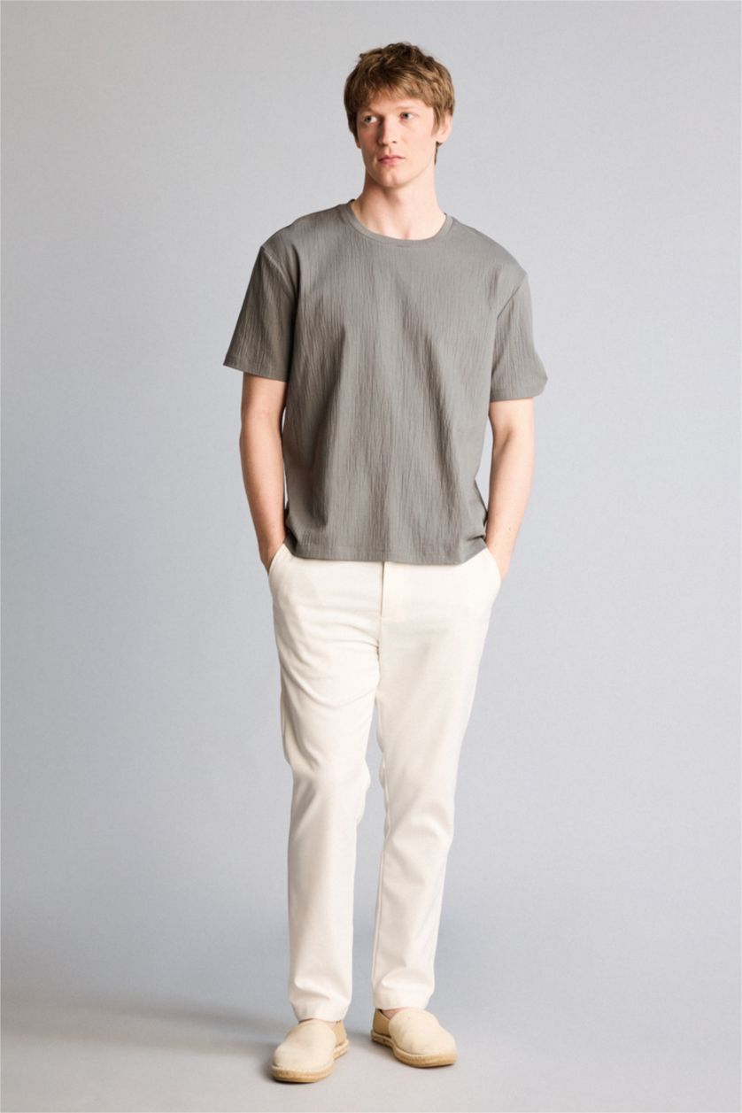 Ерлер Сұр Regular Fit дөңгелек жағалы қысқа жеңді футболка