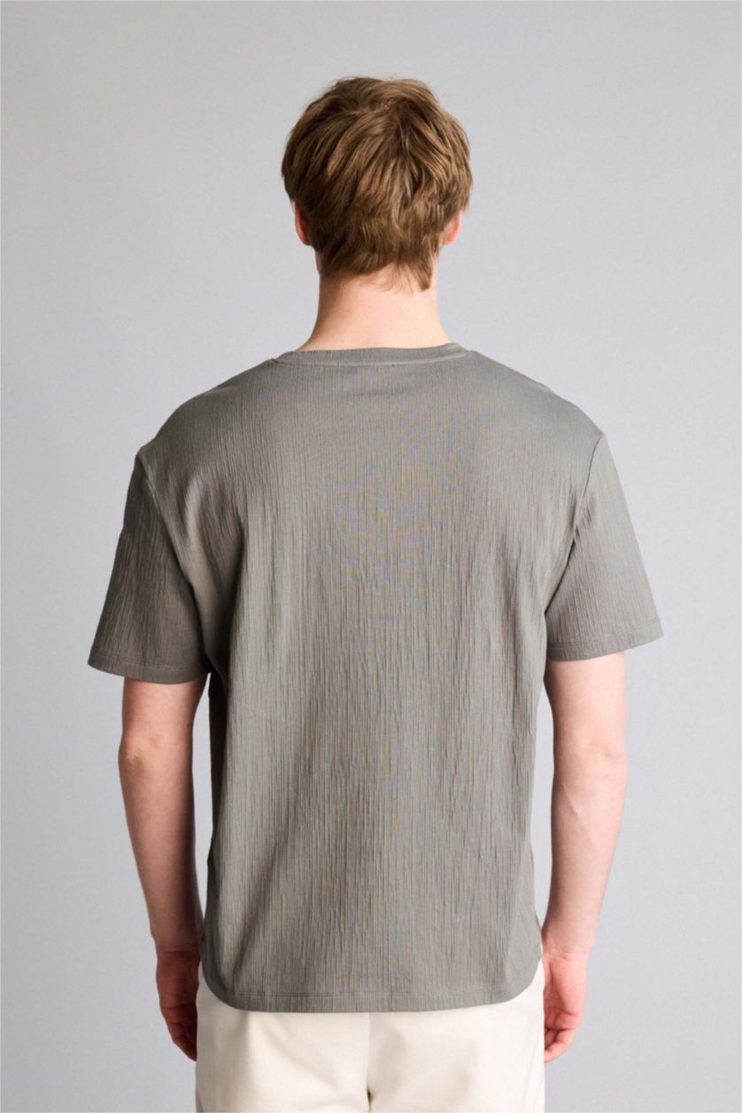 Ерлер Сұр Regular Fit дөңгелек жағалы қысқа жеңді футболка