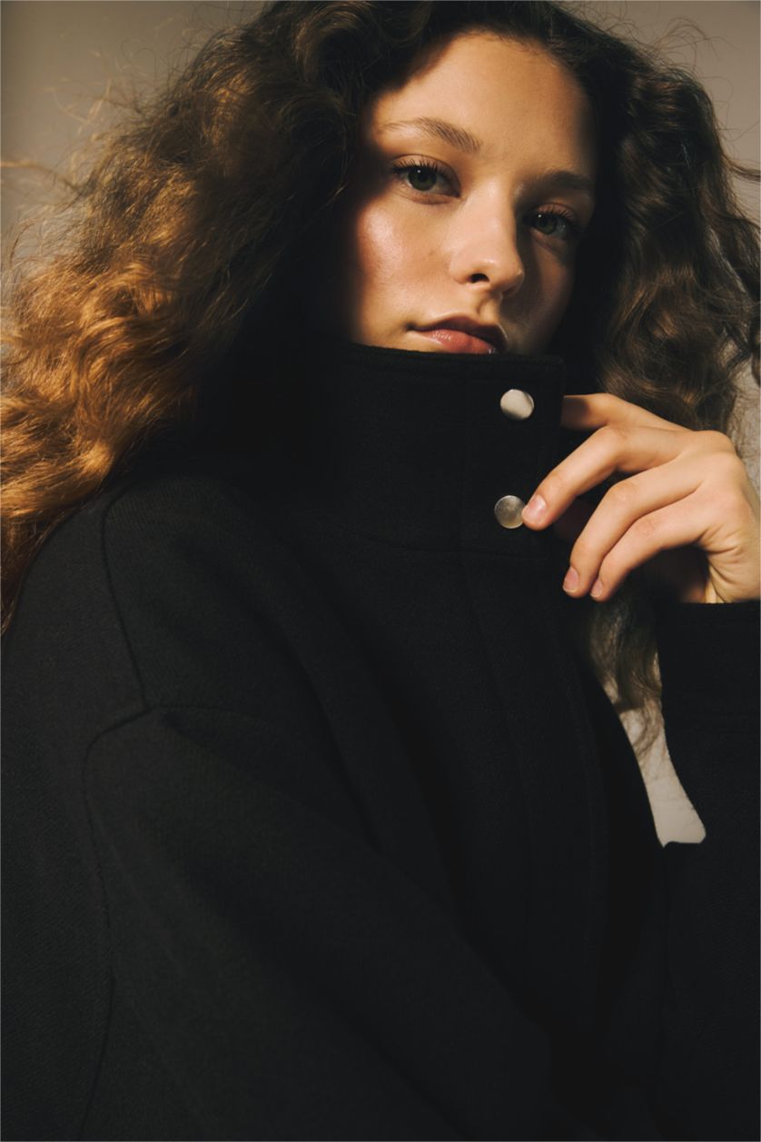 WOMAN Black Regular Fit Jacket Collar Cachet Jacket