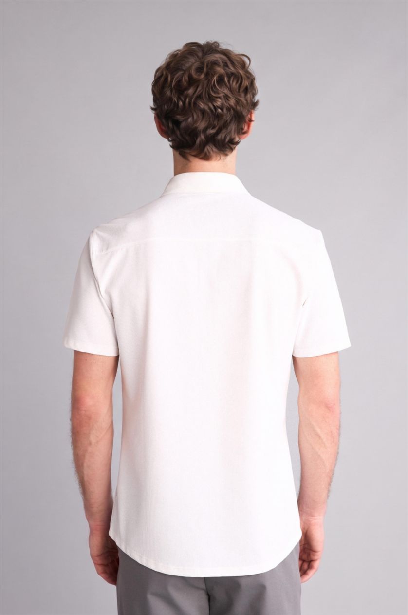 Ерлер ақ Man Short Sleeve Shirt