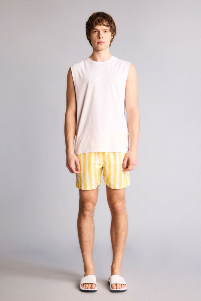 رجال أصفر Swim Shorts