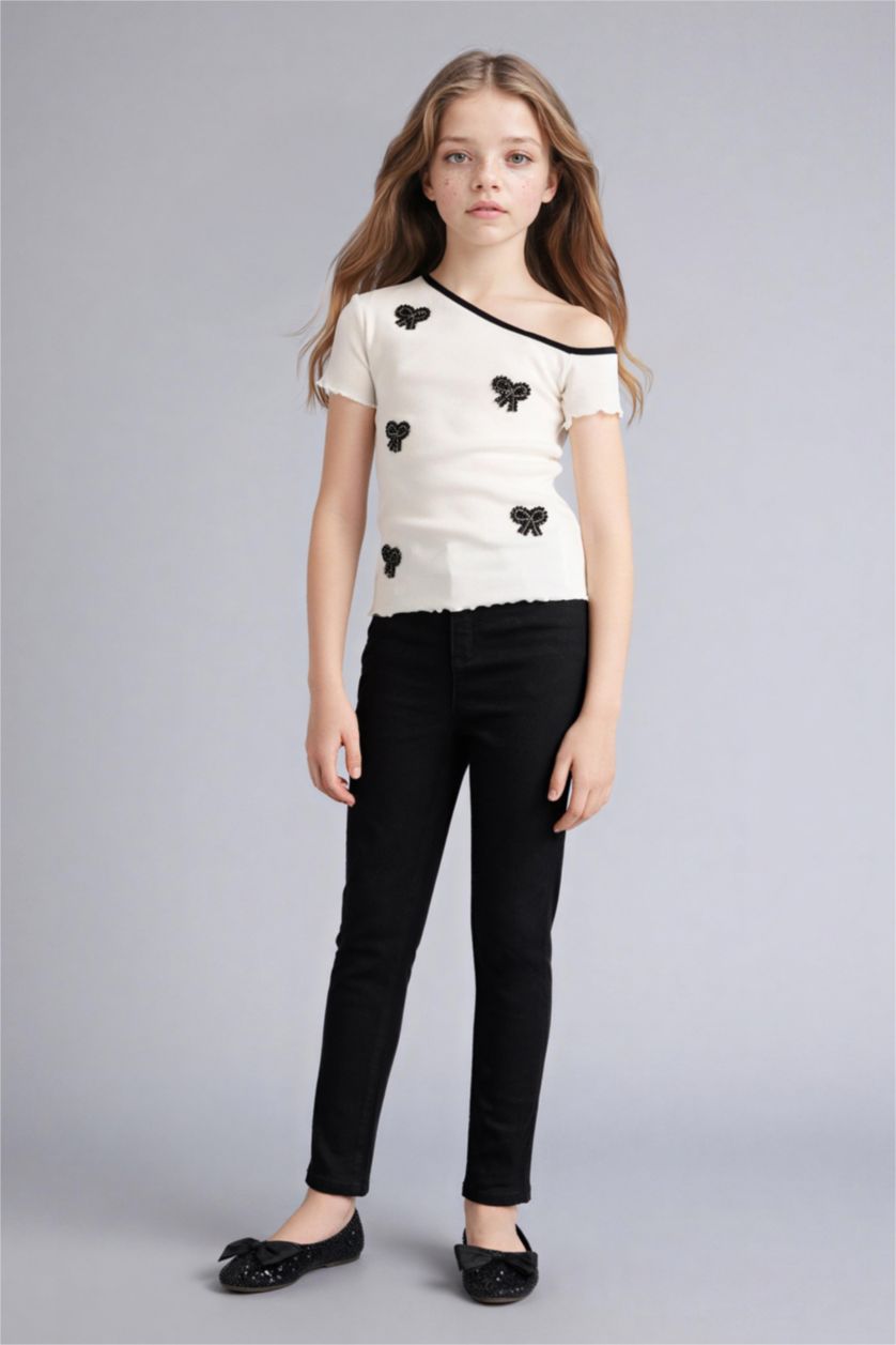 GIRLS & TEENS White Regular Fit Short Sleeve T-Shirt