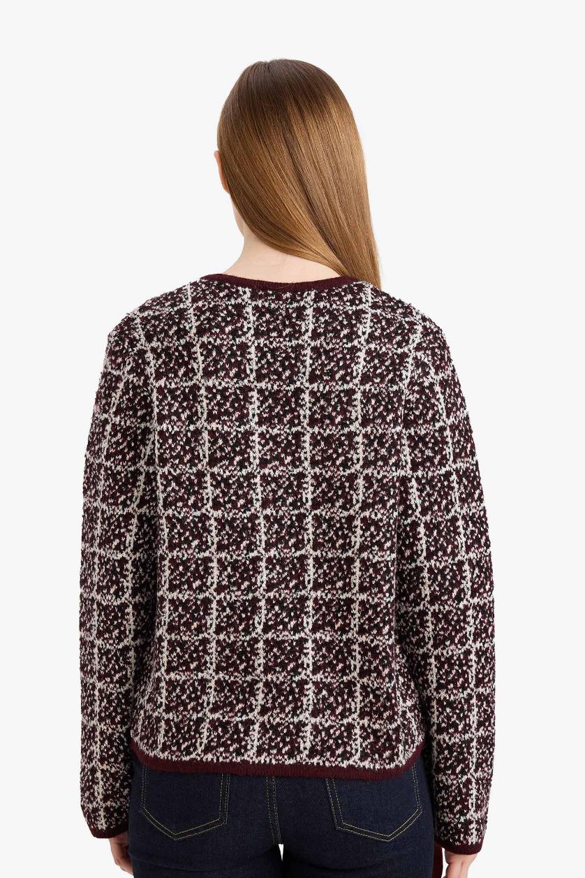 نساء خمري جاكيت تريكو قصة عادية بياخة مستديرة