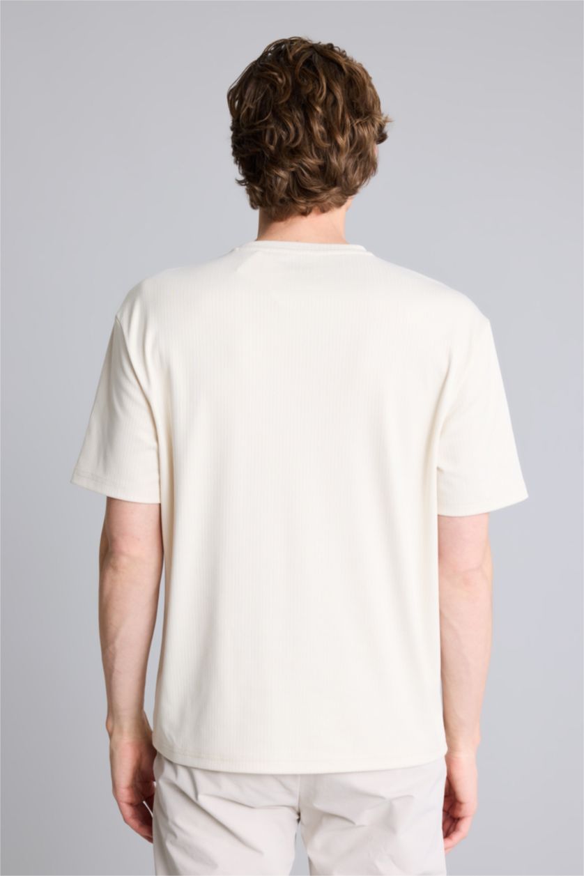 رجال بيج فاتح Man Short Sleeve T-Shirt