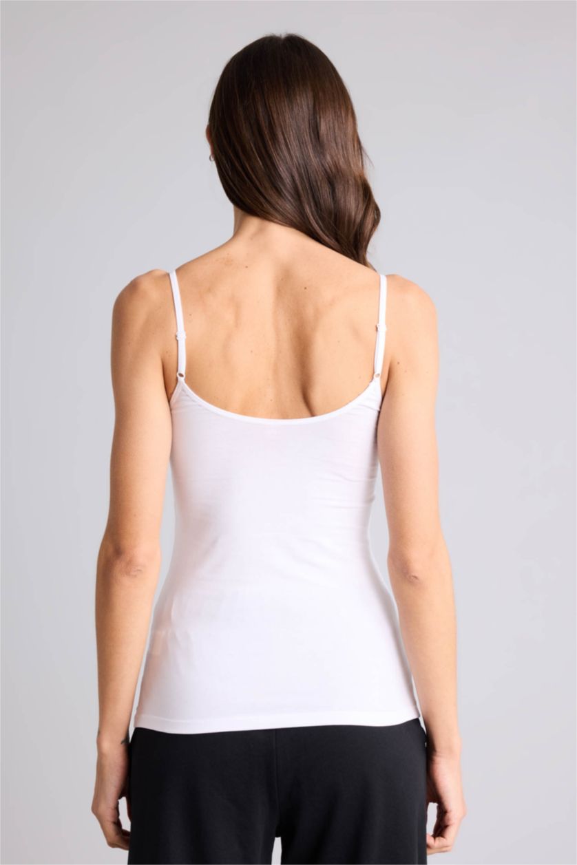 Woman White Regular Fit Tank Top