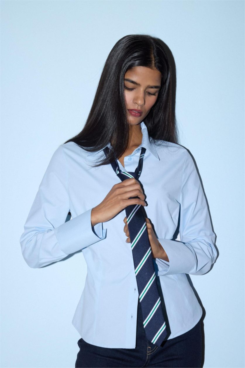 Woman Light Blue Slim Fit Shirt Collar Poplin Long Sleeve Shirt