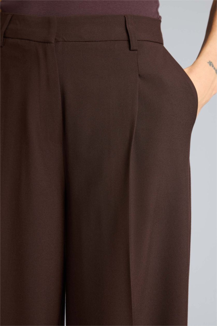 نساء بني بنطرون قصة مستقيمة برجل عادي وخصر عالي