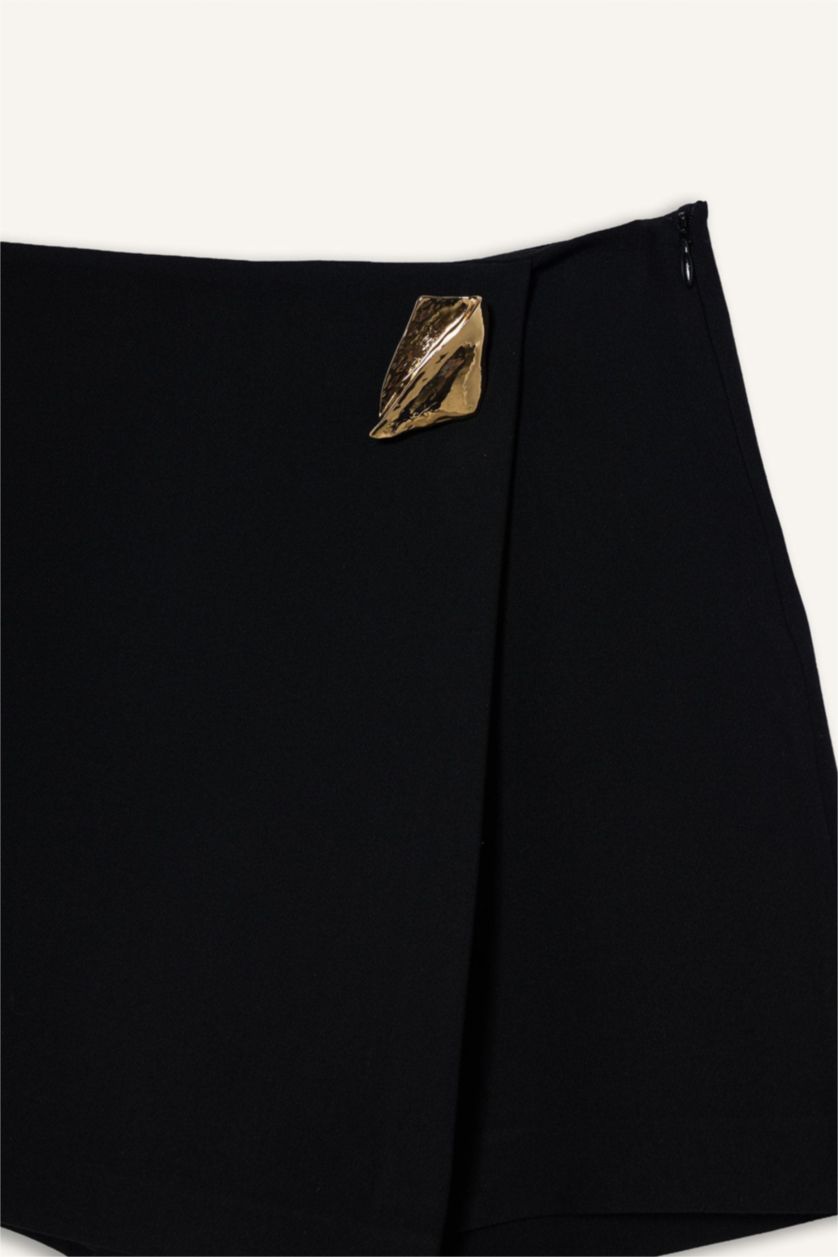 Woman Black High Waist Shorts