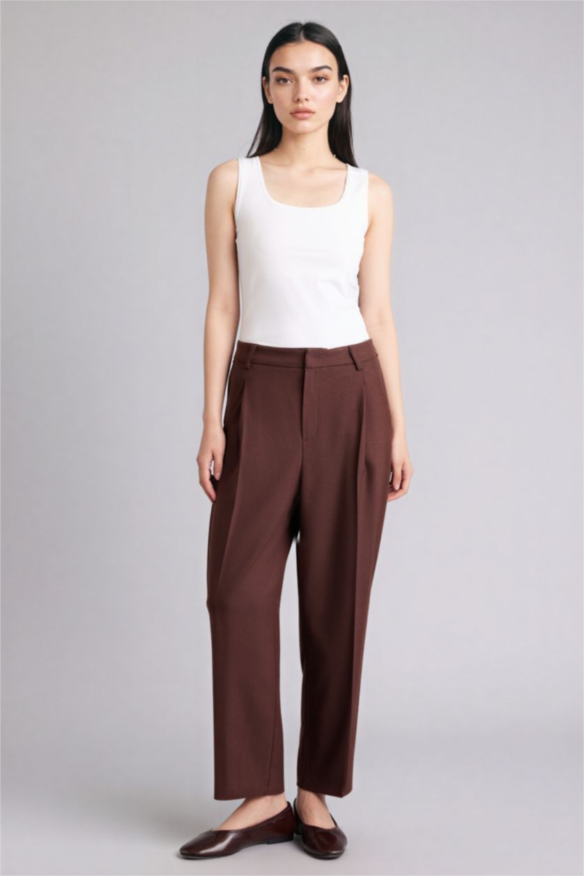 Woman Brown Carrot Fit High Waist Straight Leg Trousers