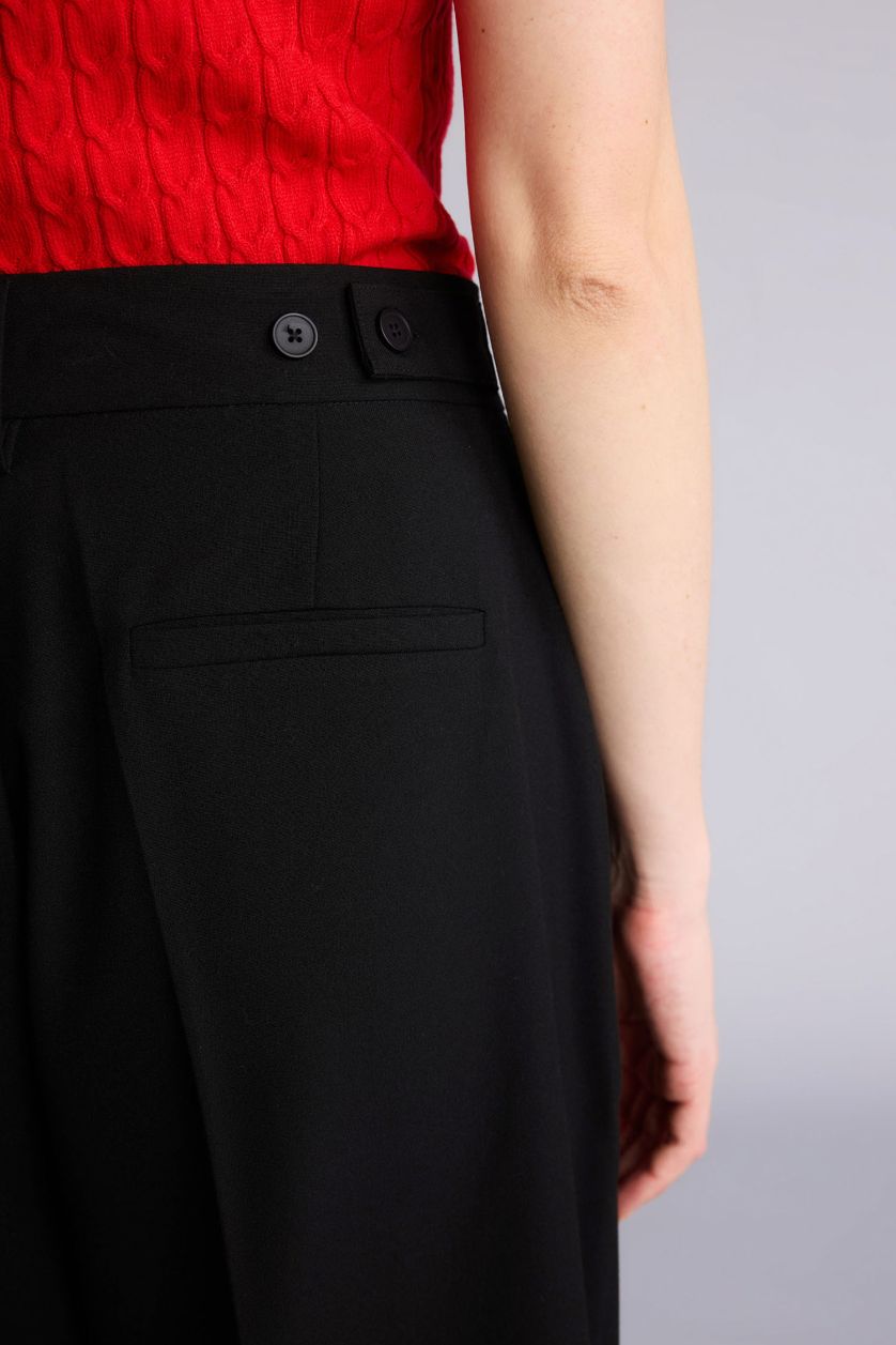 Woman Black Wide Leg Wide Leg Trousers