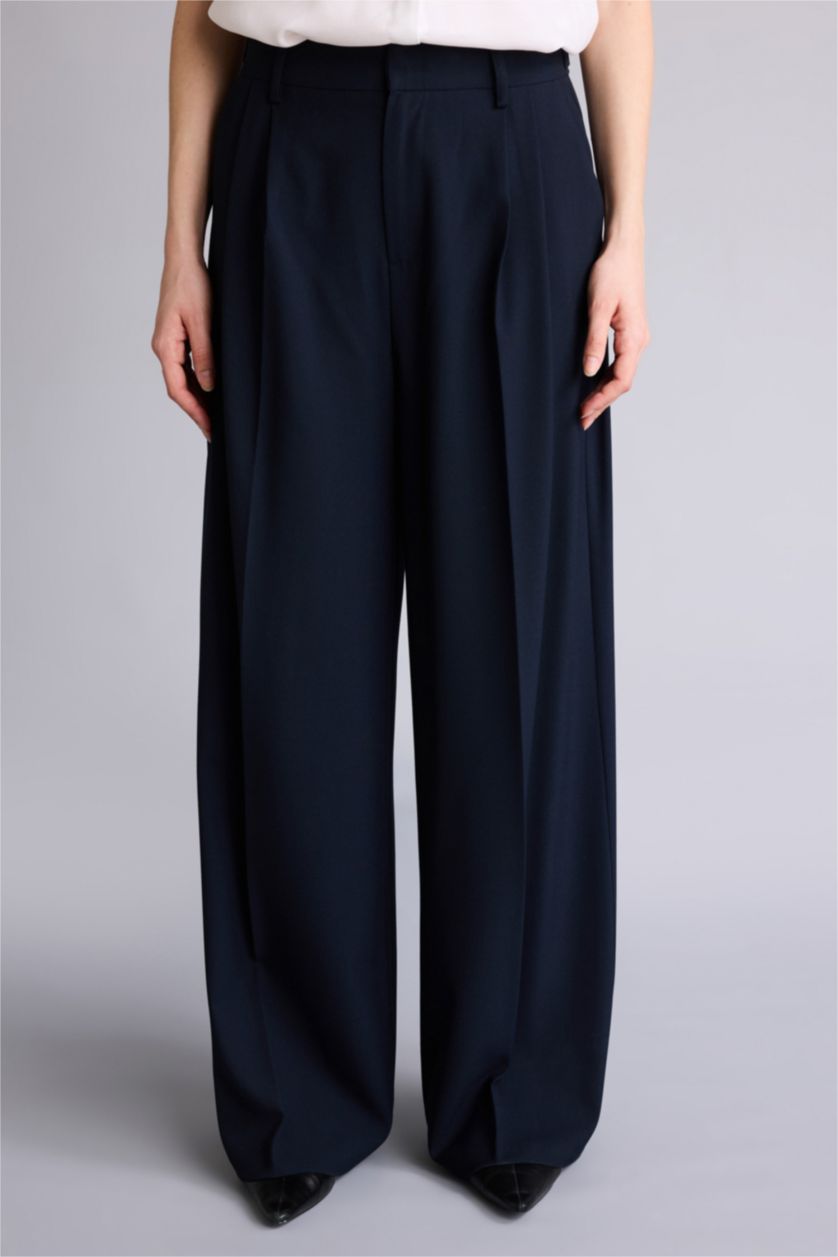 Woman NAVY Wide Leg Wide Leg Trousers