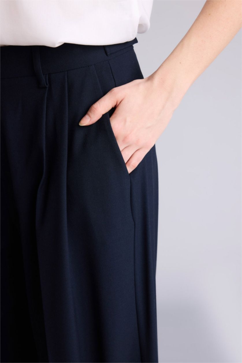 Woman NAVY Wide Leg Wide Leg Trousers