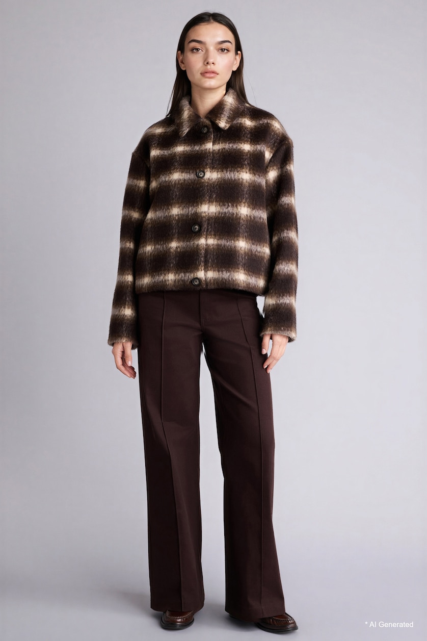 WOMAN Brown Cachet
