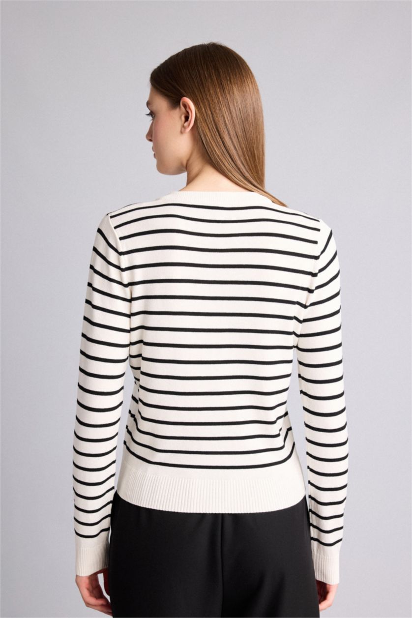 Women Ecru Regular Fit Cardigan
