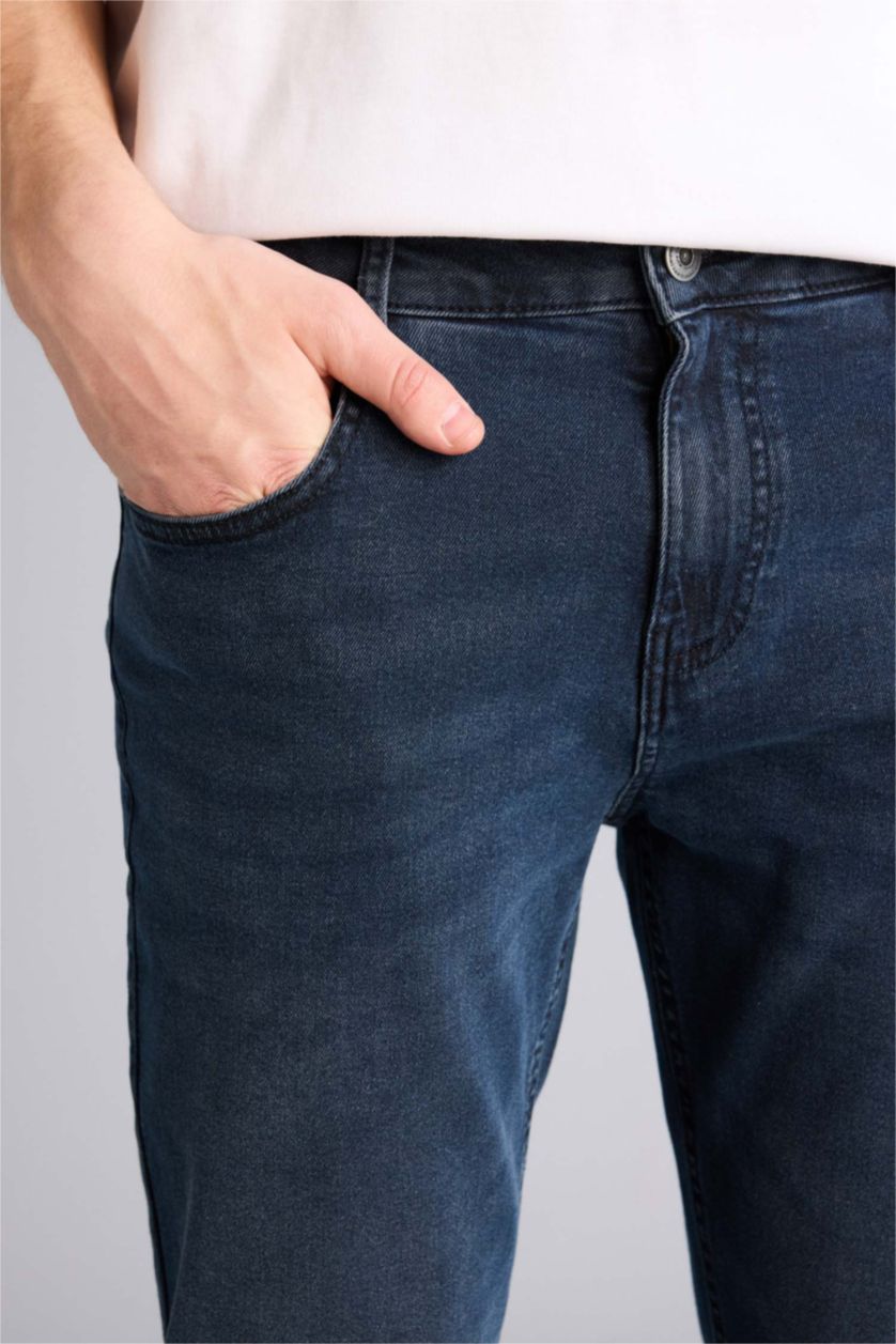 Мужчины Черно-синий Джинсы Sergio Regular Fit с нормальной посадкой и прямыми штанинами