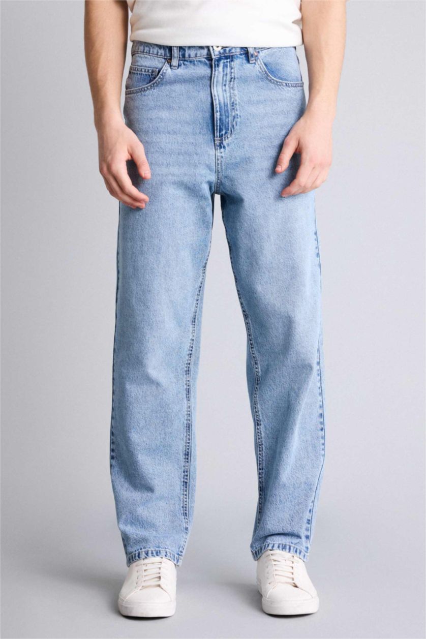 Мужчины Светло-синий Джинсы Baggy Fit с прямыми штанинами