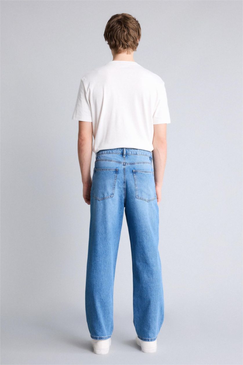 رجال أزرق Baggy Fit Trousers