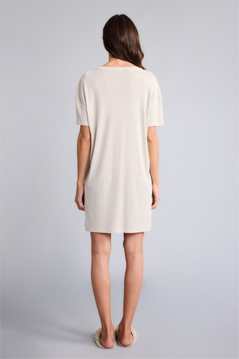 Kadın Vizon Regular Fıt Bisiklet Yaka Kısa Kollu Elbise