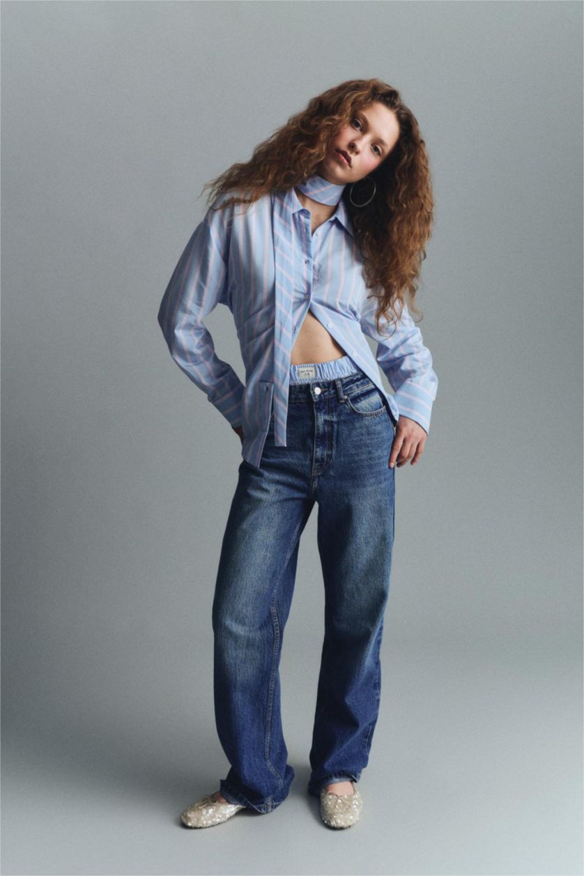 Woman Light Blue Oversize Shirt Collar Long Sleeve Shirt