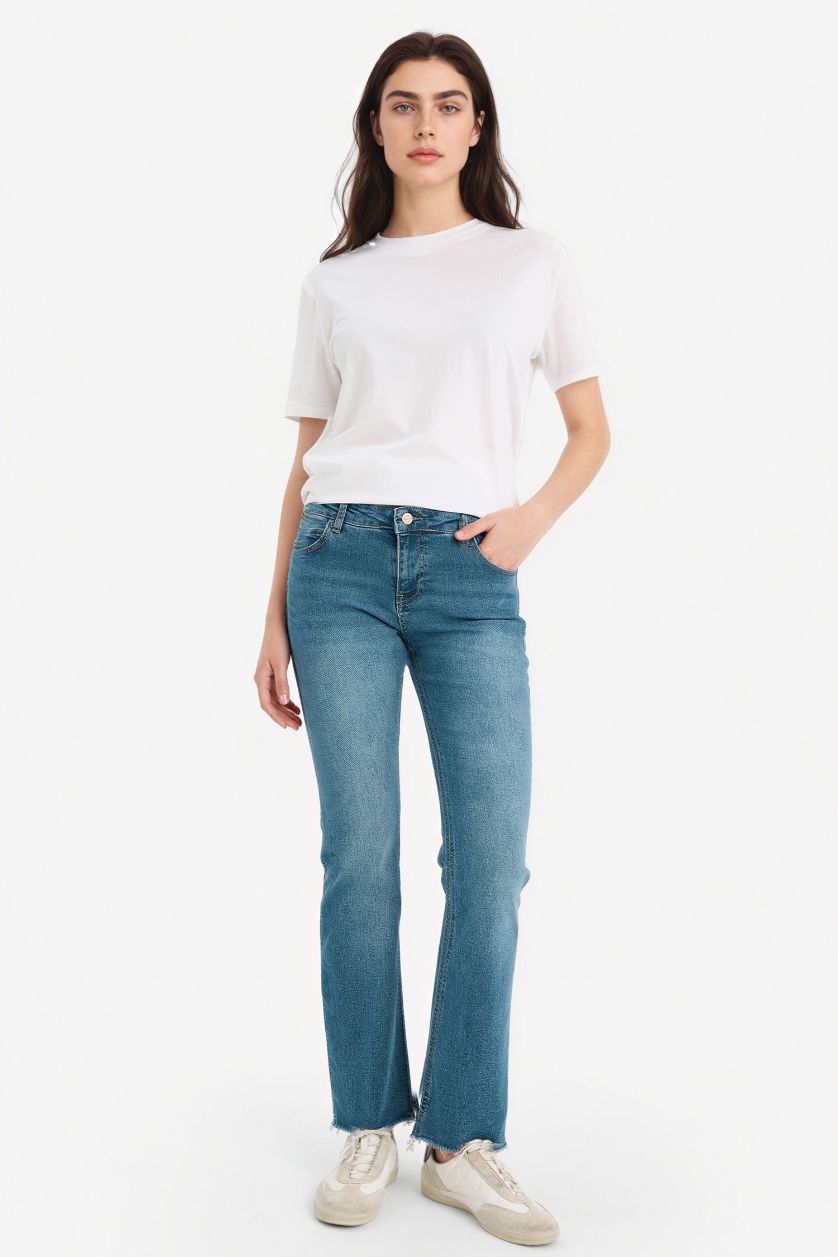 WOMAN Blue Low-Rise Flared Ankle Length Jeans
