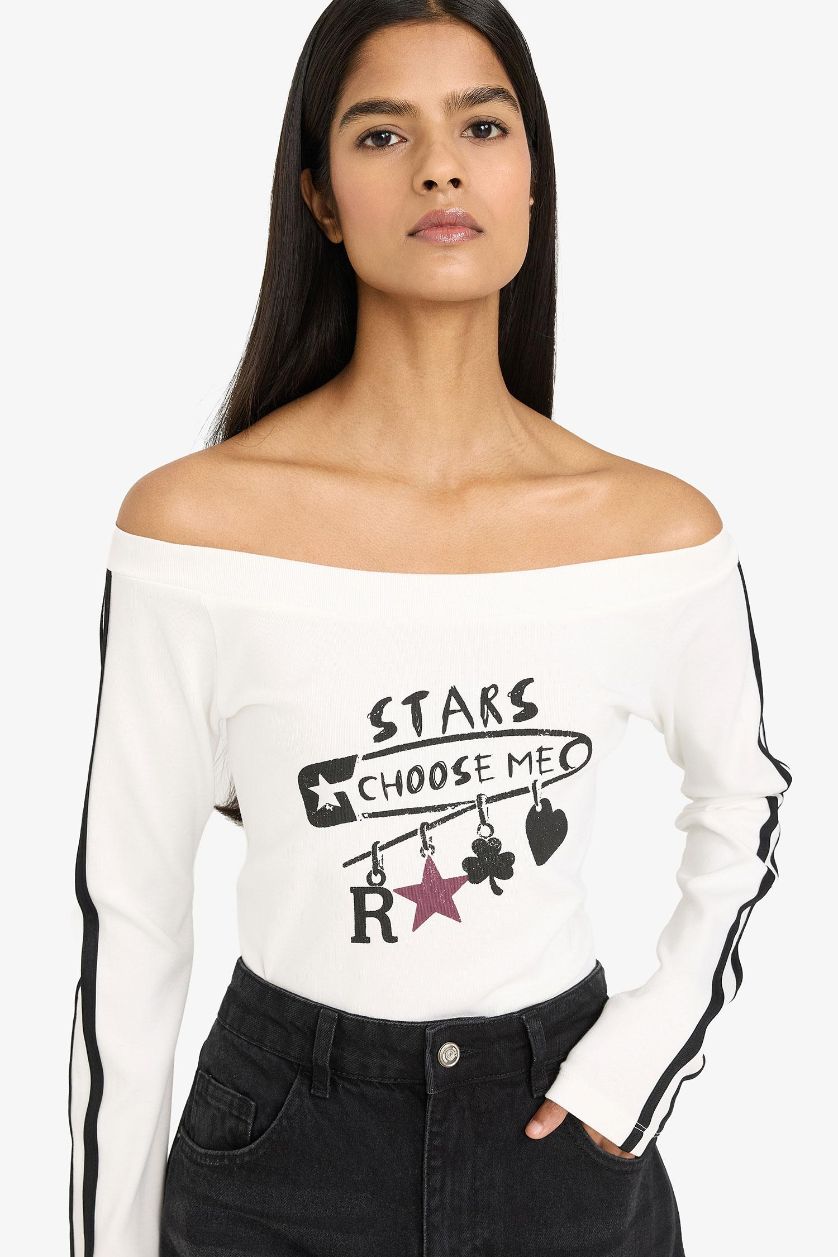 WOMAN White Fitted Boat Neck Printed Ribbed T-Shirt